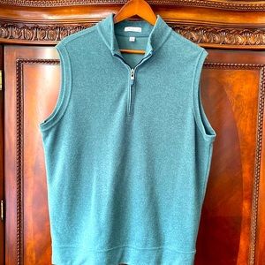 Peter Millar 1/4 zip vest. Size large. Color is Forest green.